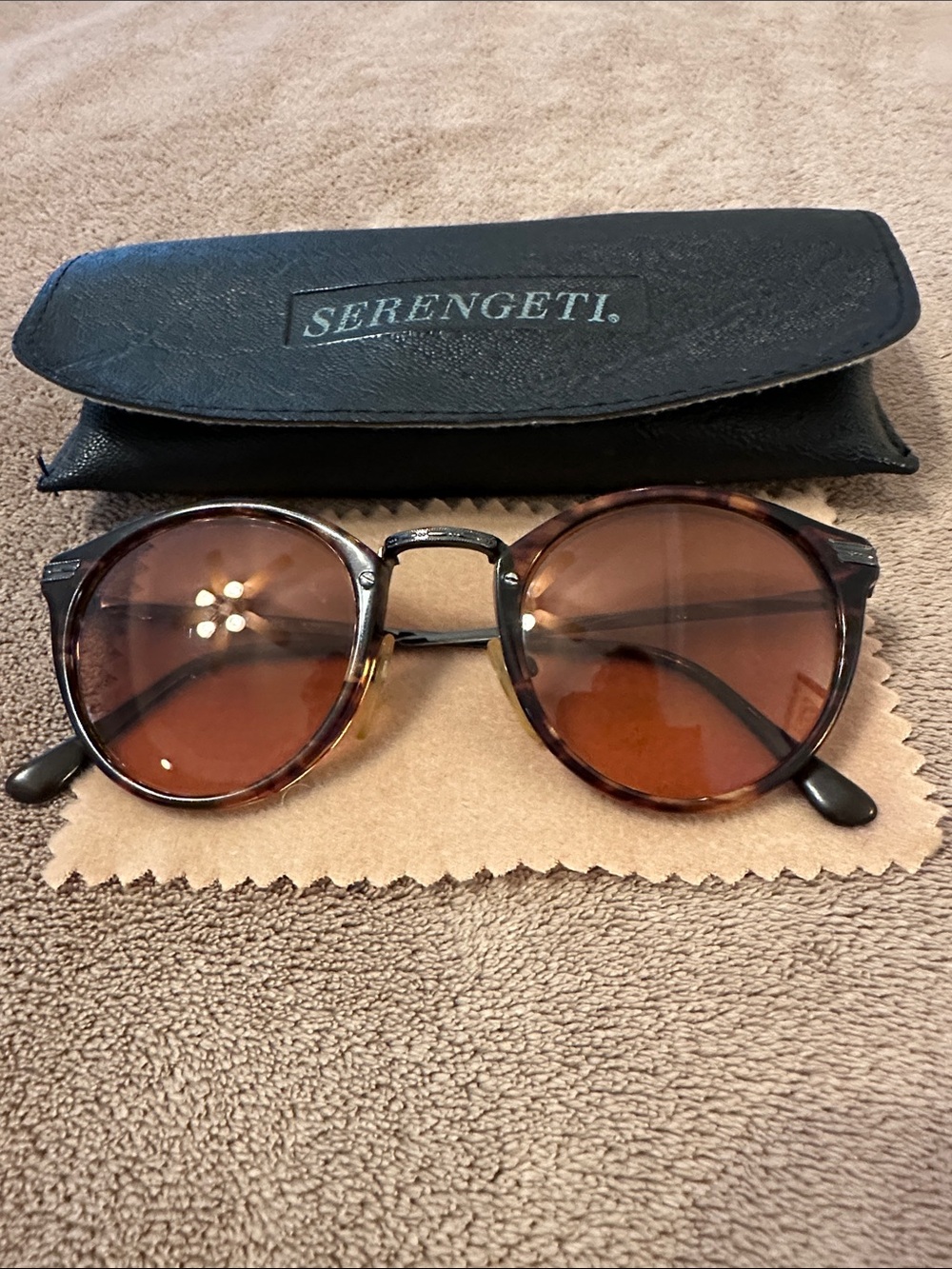Vintage 90’s Serengeti Drivers 5390V Tortoise Shell Frame  Good Condition w Case